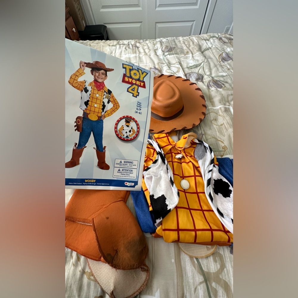 Woody costume